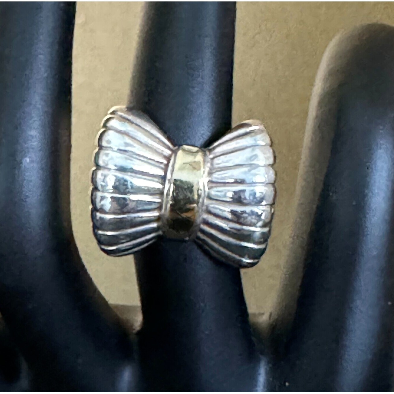 Vintage Sterling Silver With 14k Gold Accent Fluted Bow Ring Size 7